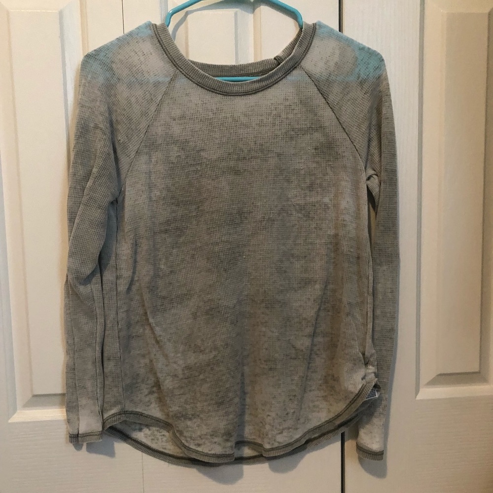 American Eagle long sleeve T-shirt